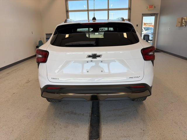 New 2026 Chevrolet Trax ACTIV w/ Driver Confidence Package FWD image 9