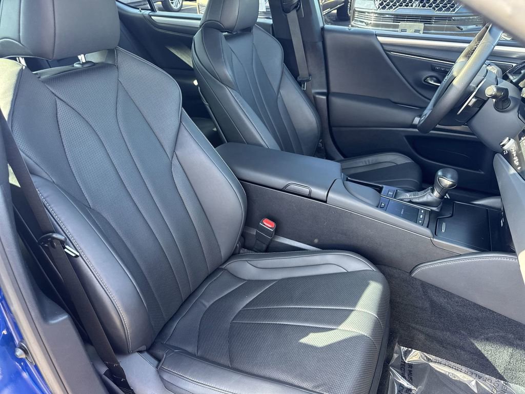 Used 2021 Lexus ES 350 F Sport w/ Accessory Package image 26