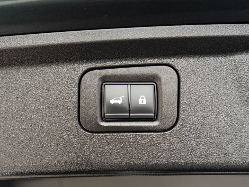 Used 2026 Nissan Armada SL w/ Captain's Chari Seat Package AWD/4WD image 36