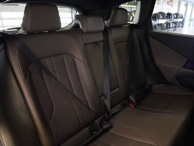 Used 2025 BMW X3 xDrive30i w/ Premium Package image 31