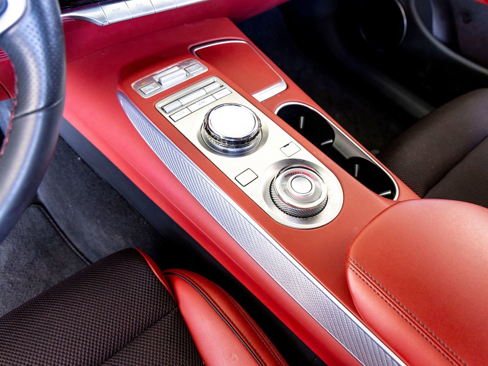 Used 2023 Genesis GV70 2.5T Sport Prestige w/ Sport Prestige Package image 18