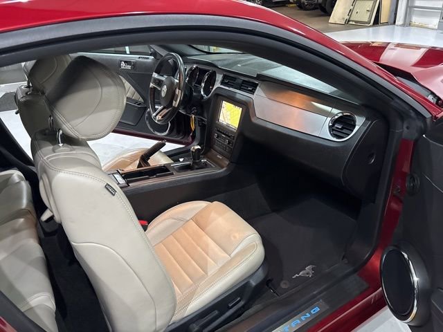 Used 2014 Ford Mustang Premium w/ Electronics Package image 28