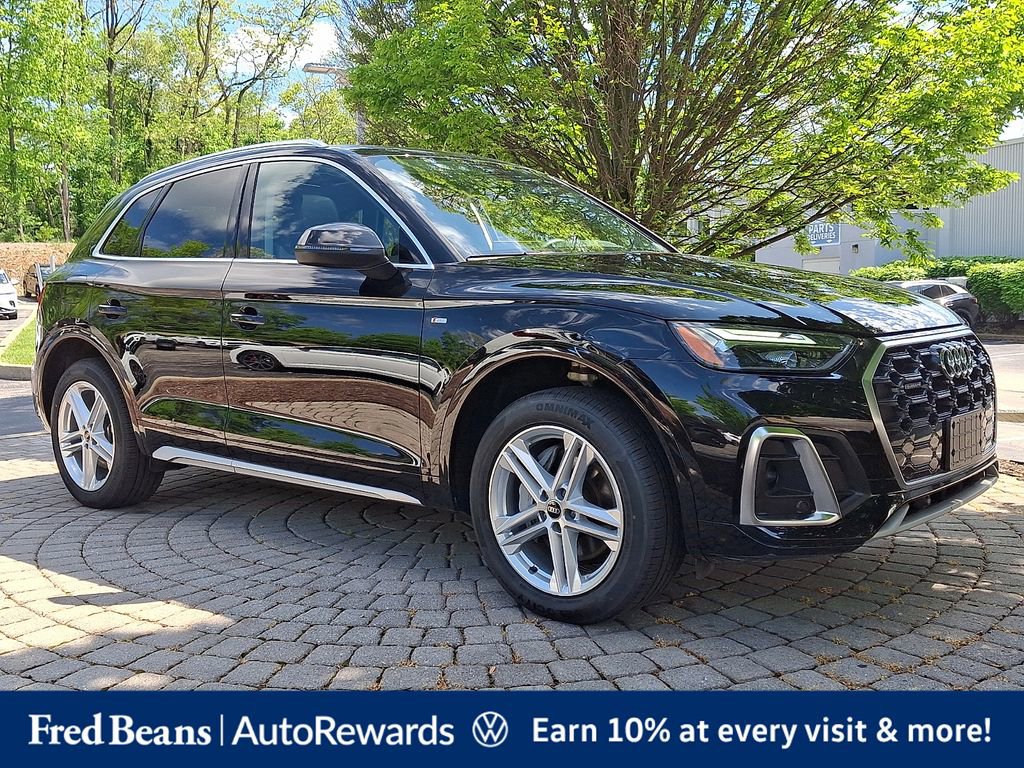 Used 2023 Audi Q5 e Premium w/ Convenience Package