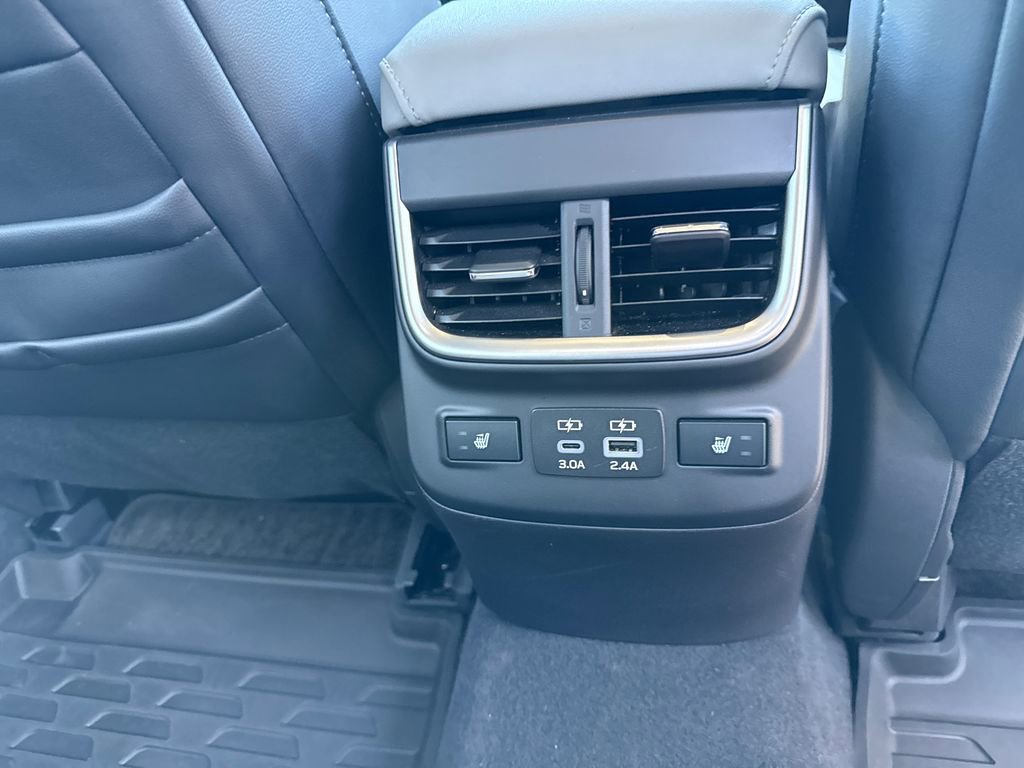Used 2023 Subaru Outback Limited AWD/4WD image 18