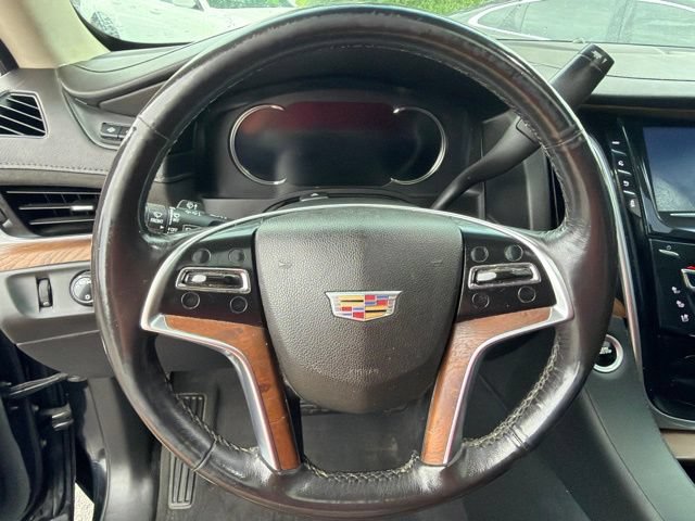 Used 2019 Cadillac Escalade ESV Luxury AWD/4WD image 14