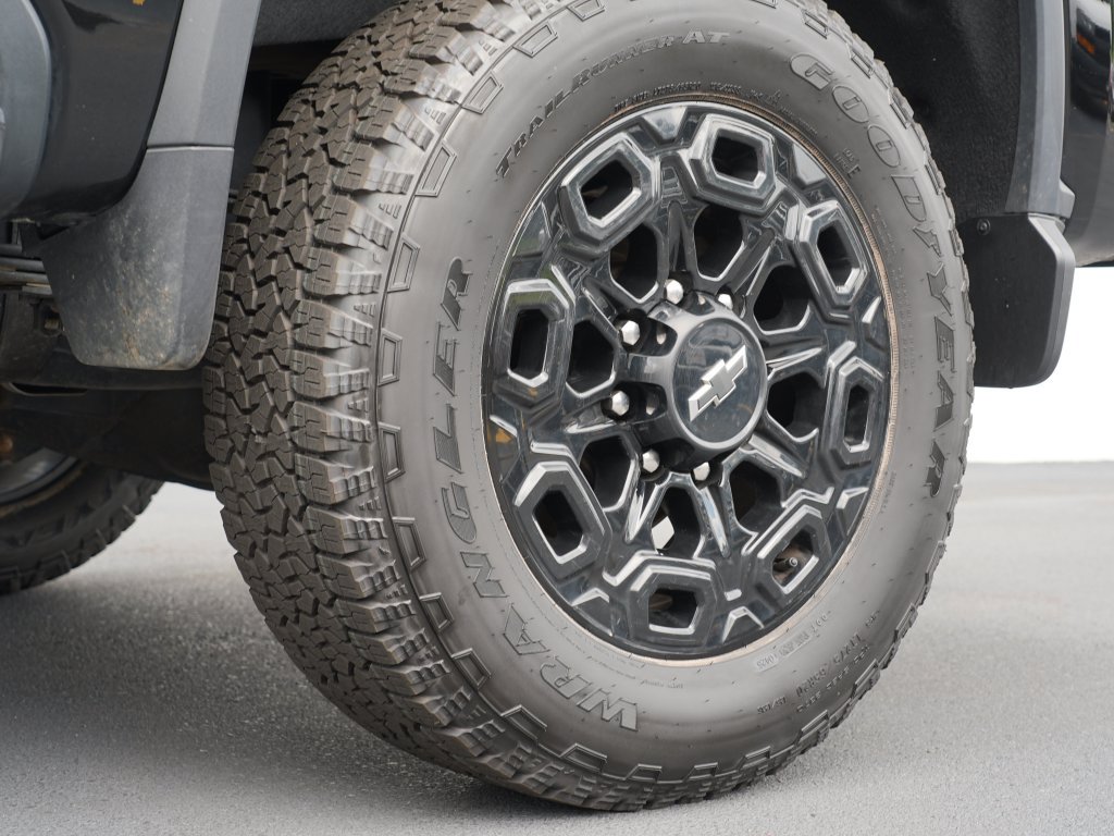 Certified 2024 Chevrolet Silverado 3500 High Country w/ High Country Premium Package AWD/4WD image 35