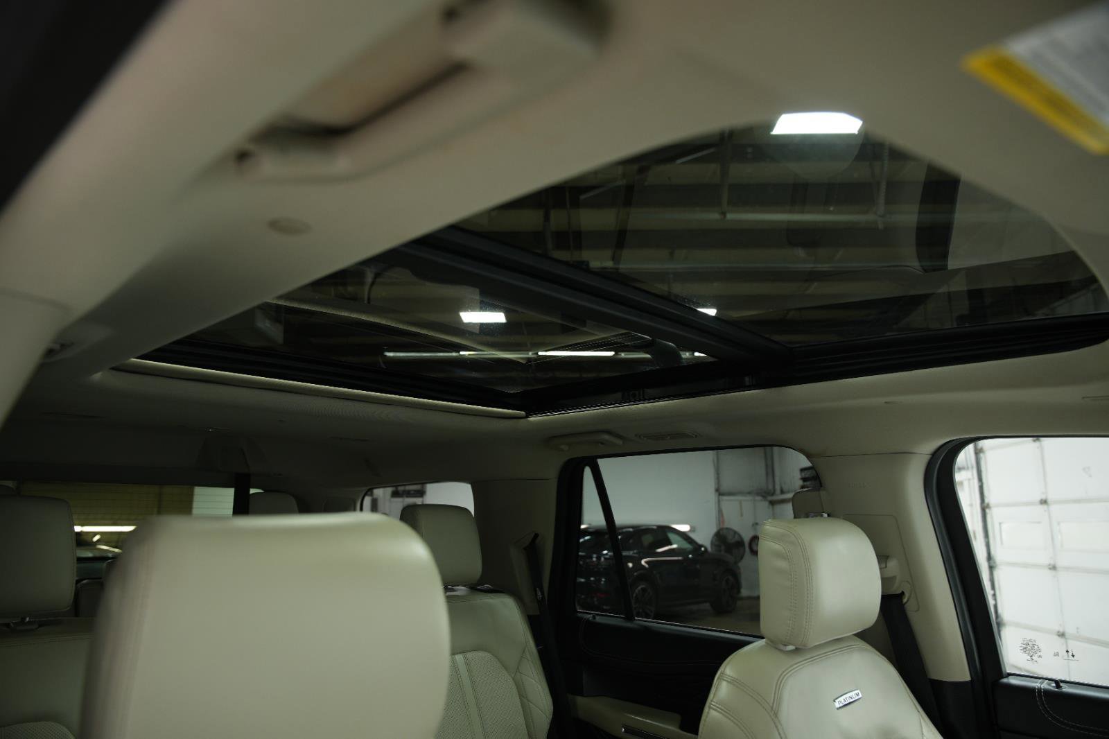 Used 2021 Ford Expedition Platinum image 20