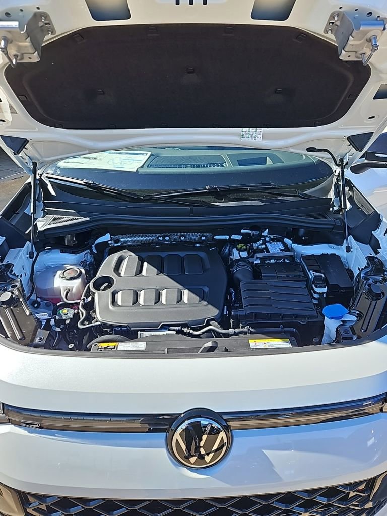 New 2026 Volkswagen Tiguan SE R-Line FWD image 10