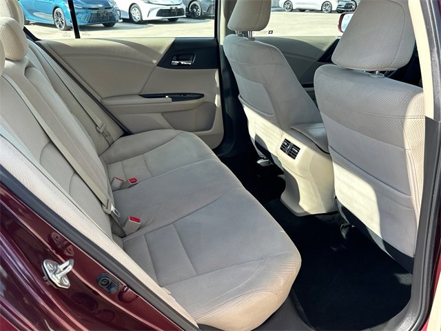 Used 2017 Honda Accord SE image 15