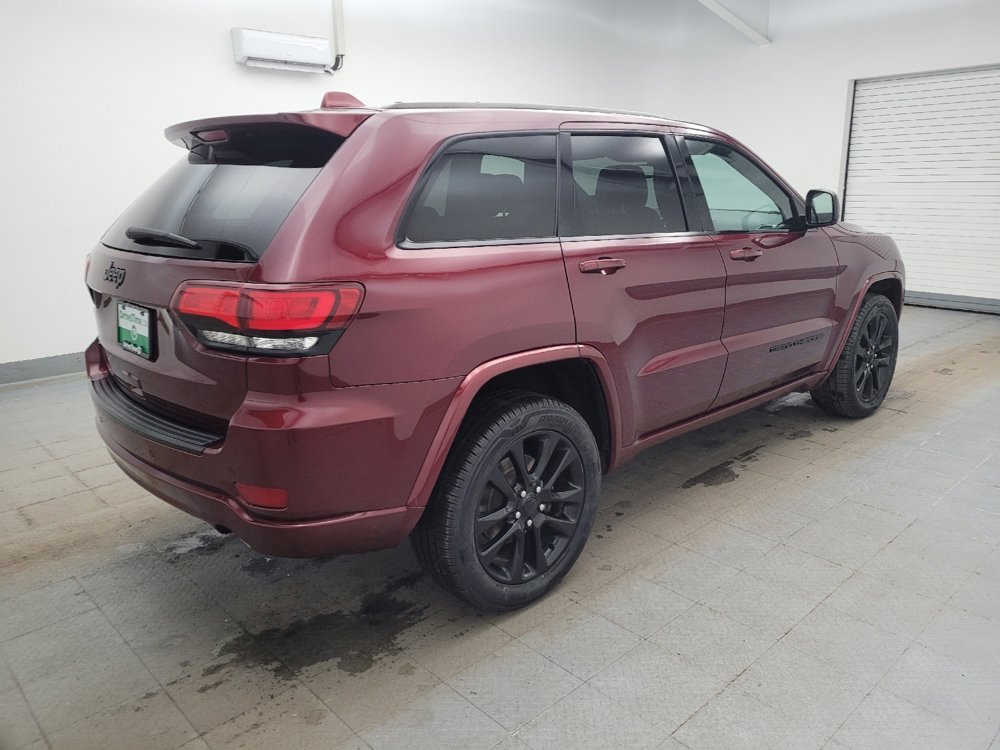 Used 2018 Jeep Grand Cherokee Altitude image 10