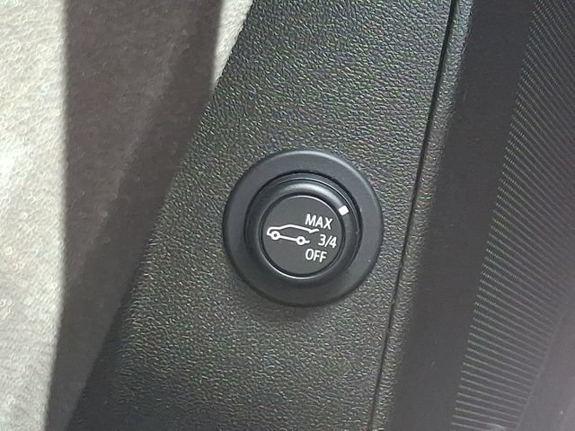 Used 2022 Chevrolet Equinox RS w/ LPO, Floor Liner Package AWD/4WD image 25