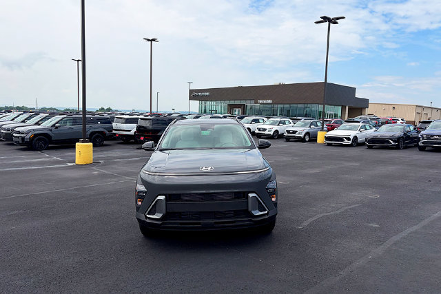 New 2026 Hyundai Kona SEL Sport AWD/4WD image 2