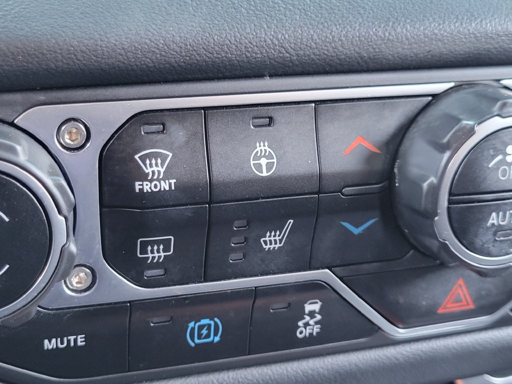 Used 2024 Jeep Wrangler High Altitude AWD/4WD image 12