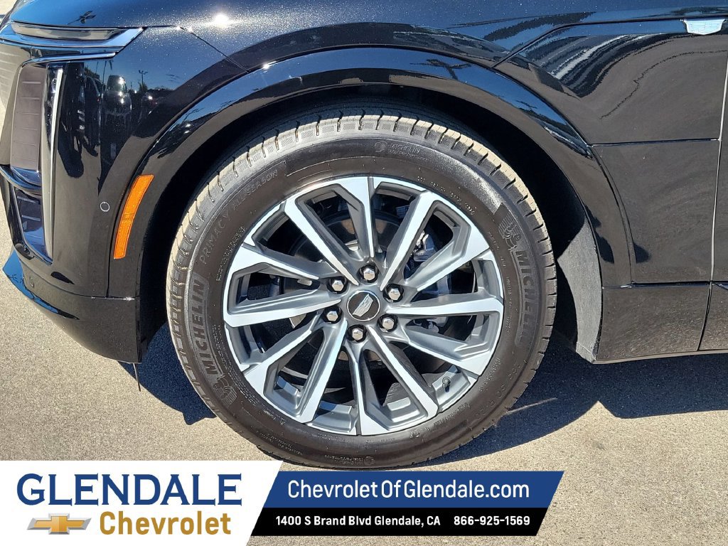 Used 2024 Cadillac Lyriq Sport AWD/4WD image 10