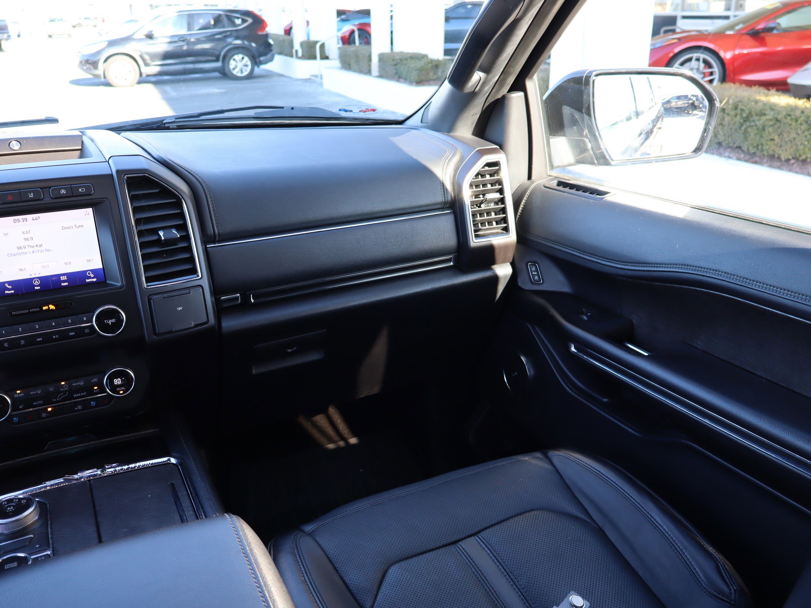 Used 2020 Ford Expedition Limited w/ Special Edition Package image 15