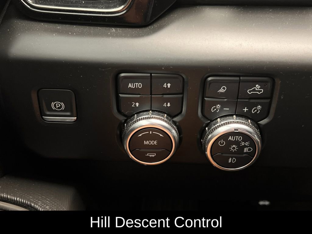 Used 2024 GMC Sierra 1500 AT4X image 25