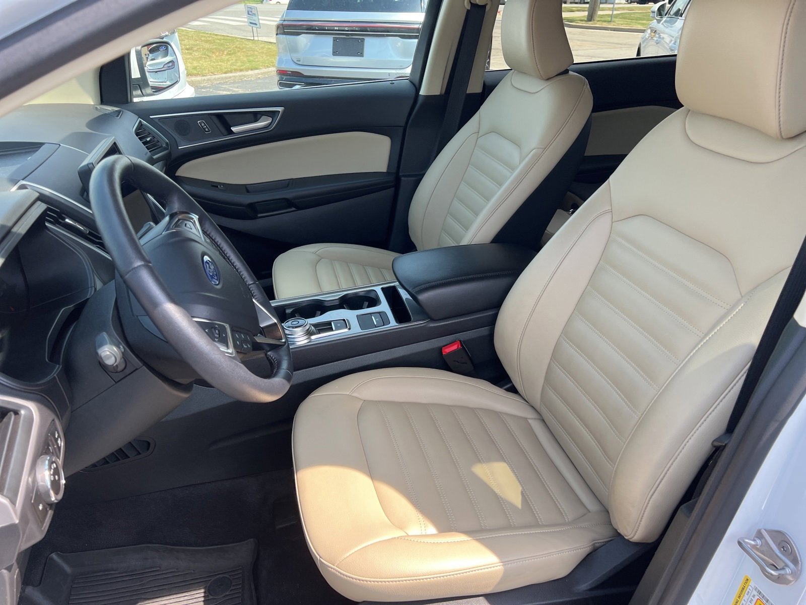 Used 2023 Ford Edge SEL w/ Convenience Package image 11