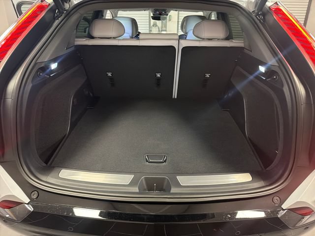 Certified 2027 Cadillac Optiq Sport RWD image 24