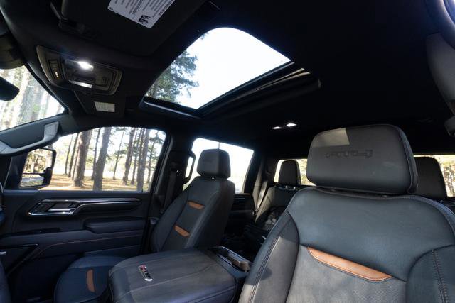 Used 2024 GMC Sierra 2500 AT4 w/ AT4 Premium Plus Package image 28