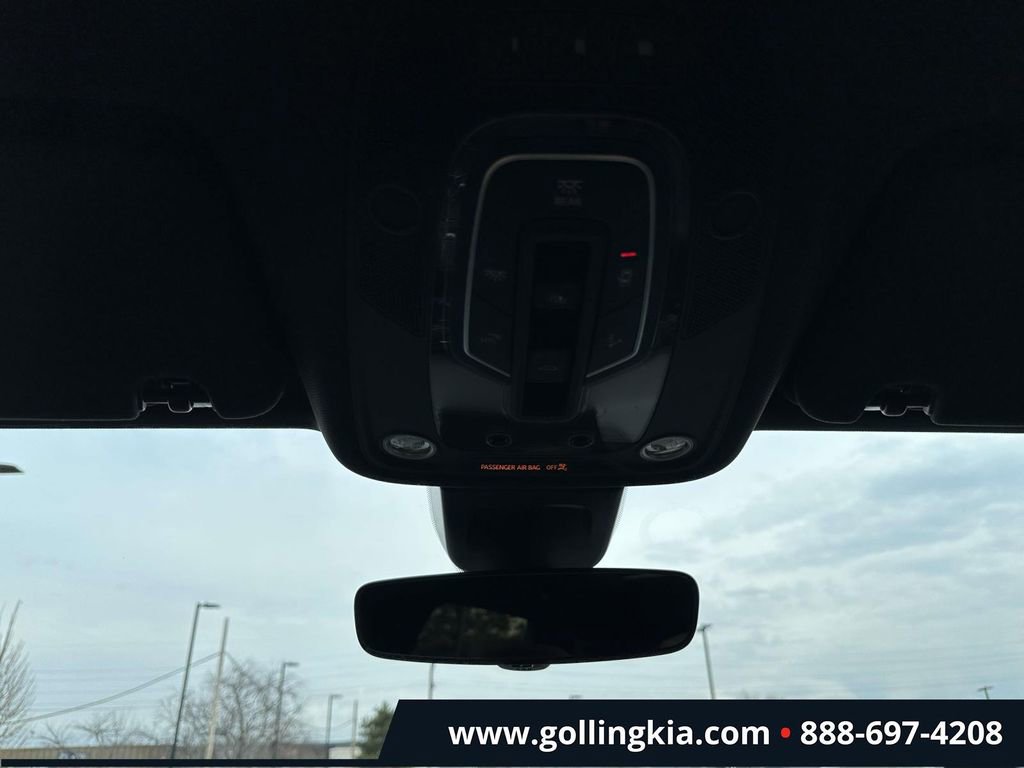 Used 2017 Audi Q7 3.0T Premium Plus image 31