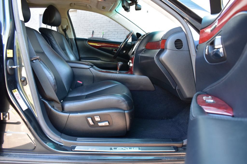 Used 2011 Lexus LS 460 L w/ Rear Seat Upgrade Pkg AWD/4WD image 14