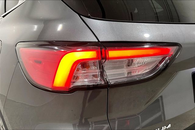 Used 2021 Ford Escape Titanium image 41