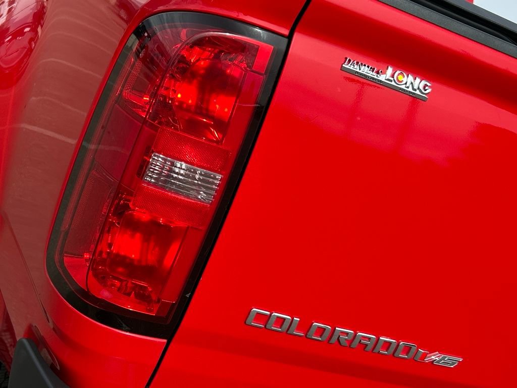 Used 2018 Chevrolet Colorado LT image 28