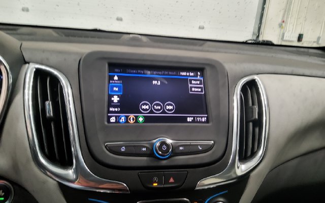 Used 2023 Chevrolet Equinox LS FWD image 29