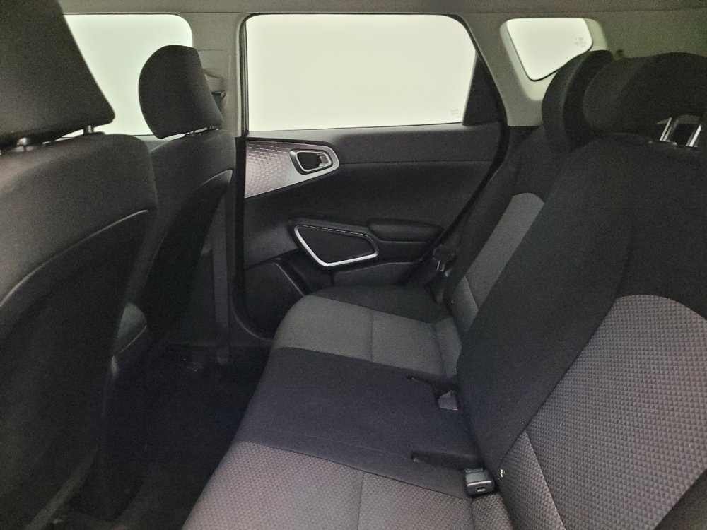 Used 2021 Kia Soul LX FWD image 18