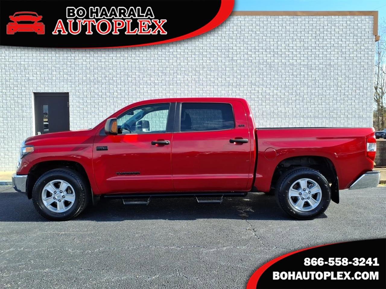 Used 2019 Toyota Tundra SR5 w/ SR5 Upgrade Package image 1