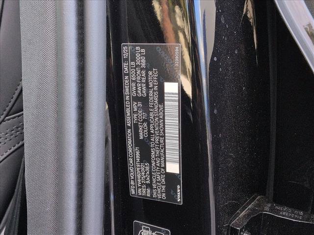 New 2026 Volvo XC90 T8 Plus w/ Protection Package AWD/4WD image 18