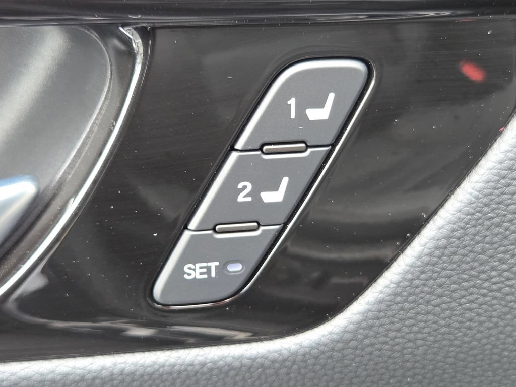 Certified 2025 Honda CR-V EX-L image 8