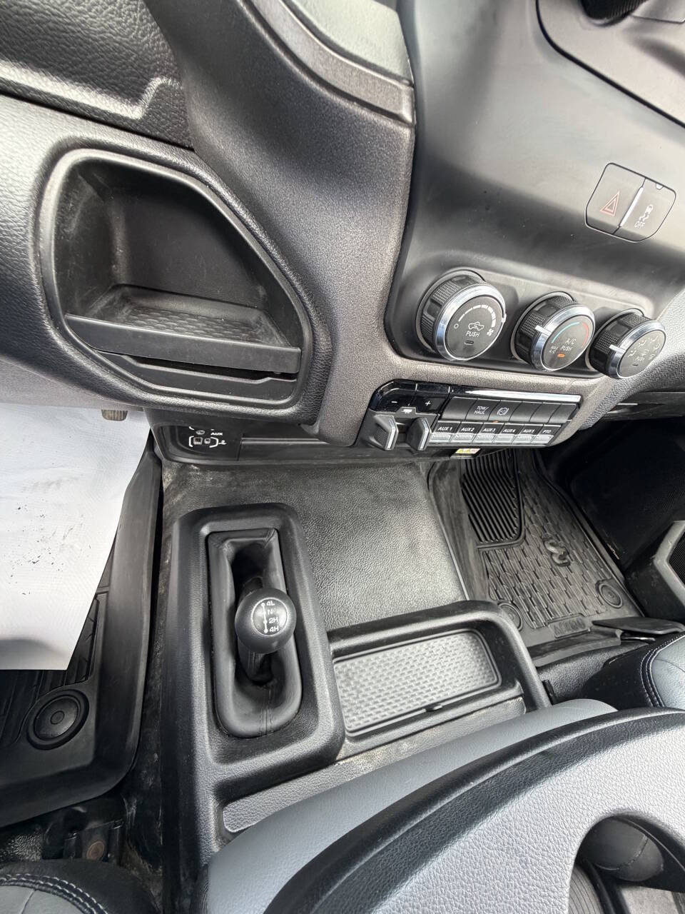 Used 2022 RAM 3500 Tradesman AWD/4WD image 29