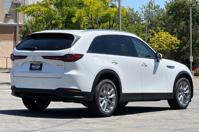 New 2026 MAZDA CX-90 Plug-In Hybrid w/ Preferred AWD/4WD image 4