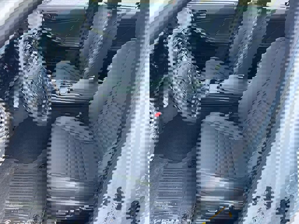 Used 2021 Lexus IS 350 F Sport w/ Dynamic Handling Package image 9