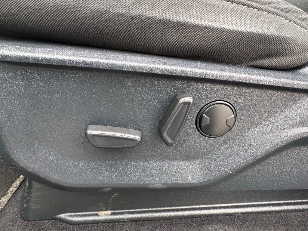 Used 2023 Ford F150 XLT w/ Equipment Group 302A High image 19