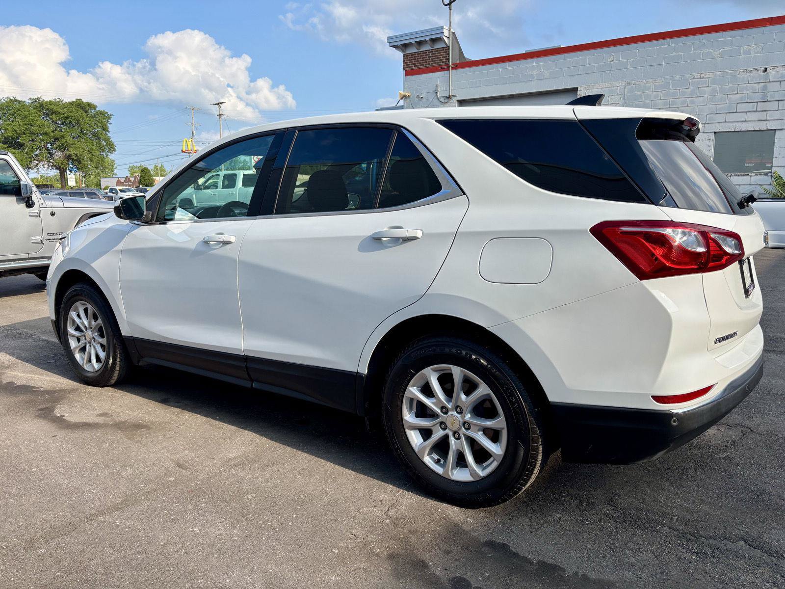 Used 2020 Chevrolet Equinox LT AWD/4WD image 10
