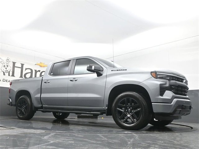 New 2026 Chevrolet Silverado 1500 RST w/ Dark Appearance Package image 2