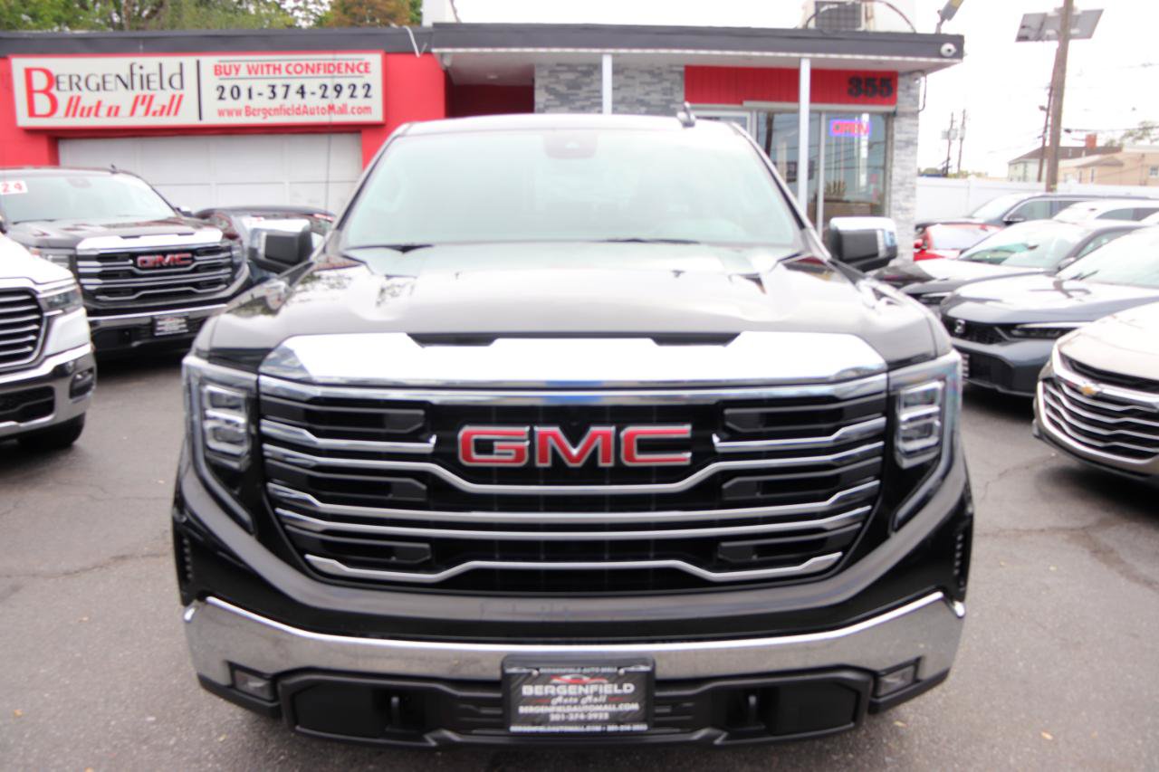 Used 2025 GMC Sierra 1500 SLT AWD/4WD image 8