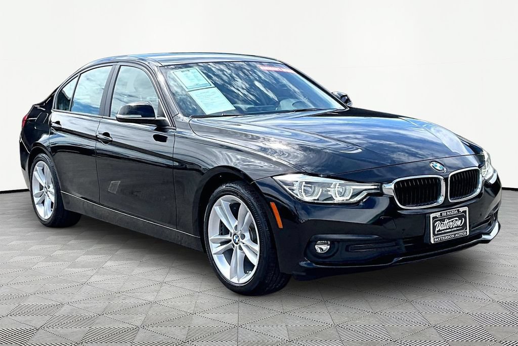 Used 2018 BMW 320i Sedan RWD image 7
