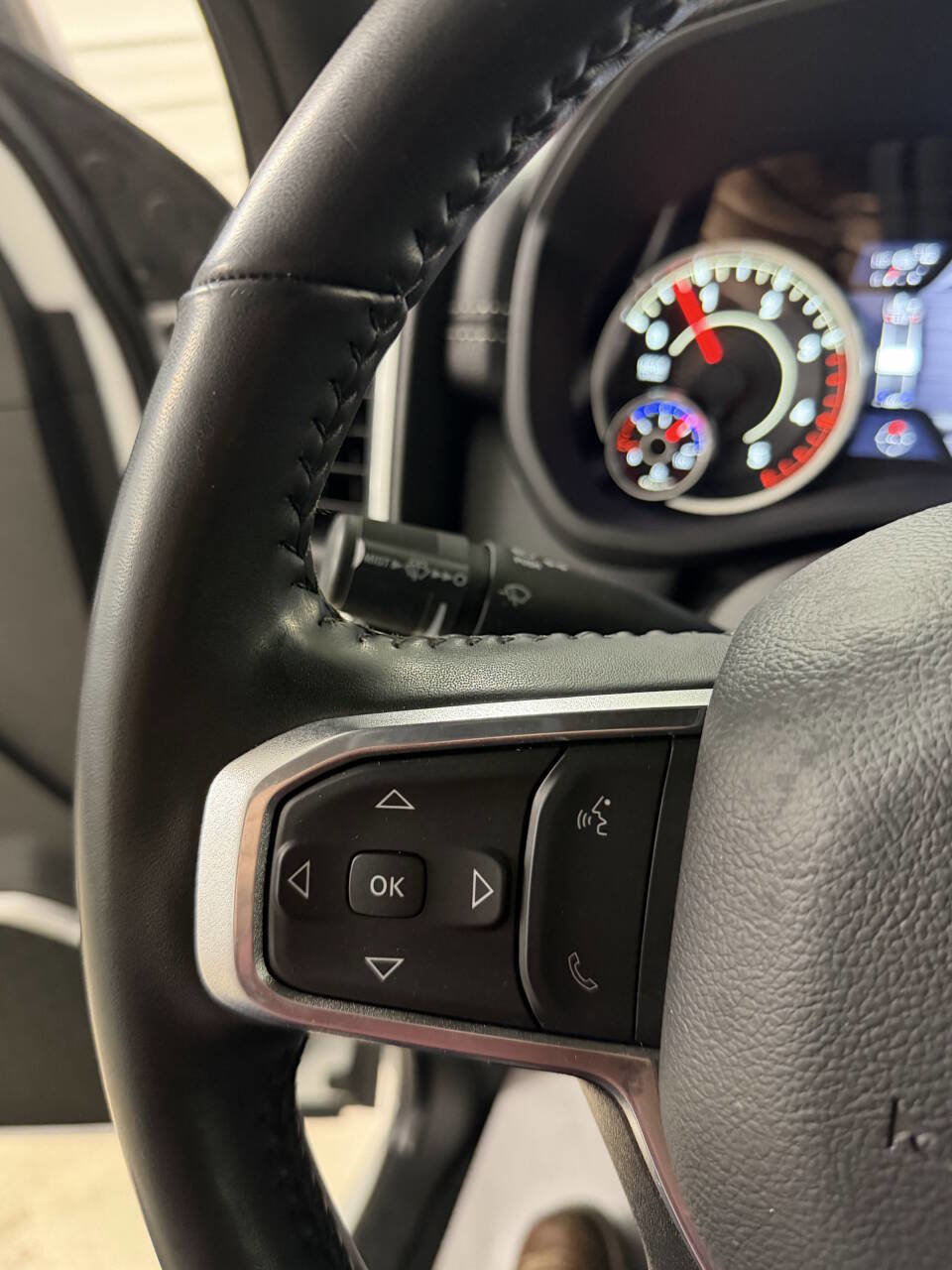 Used 2024 RAM 3500 Laramie w/ Night Edition image 29