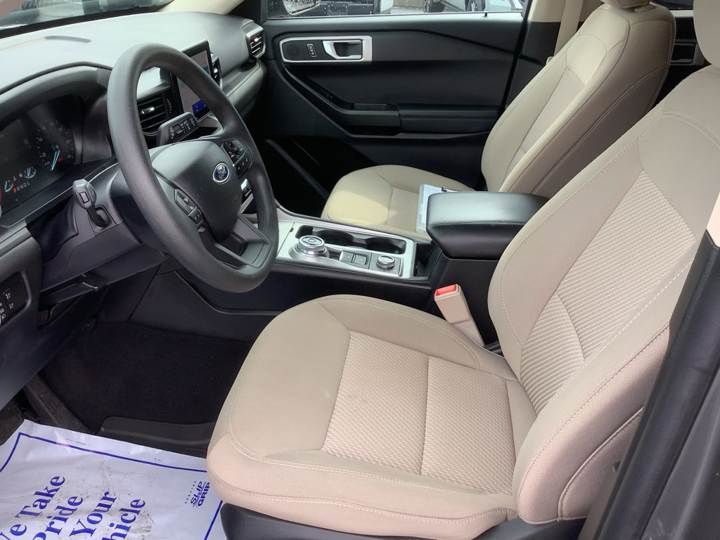 Used 2023 Ford Explorer 4WD image 11
