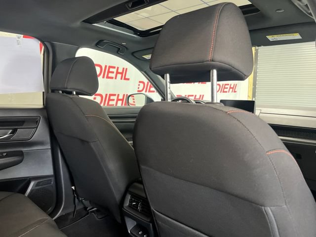 Used 2025 Honda CR-V Sport image 11