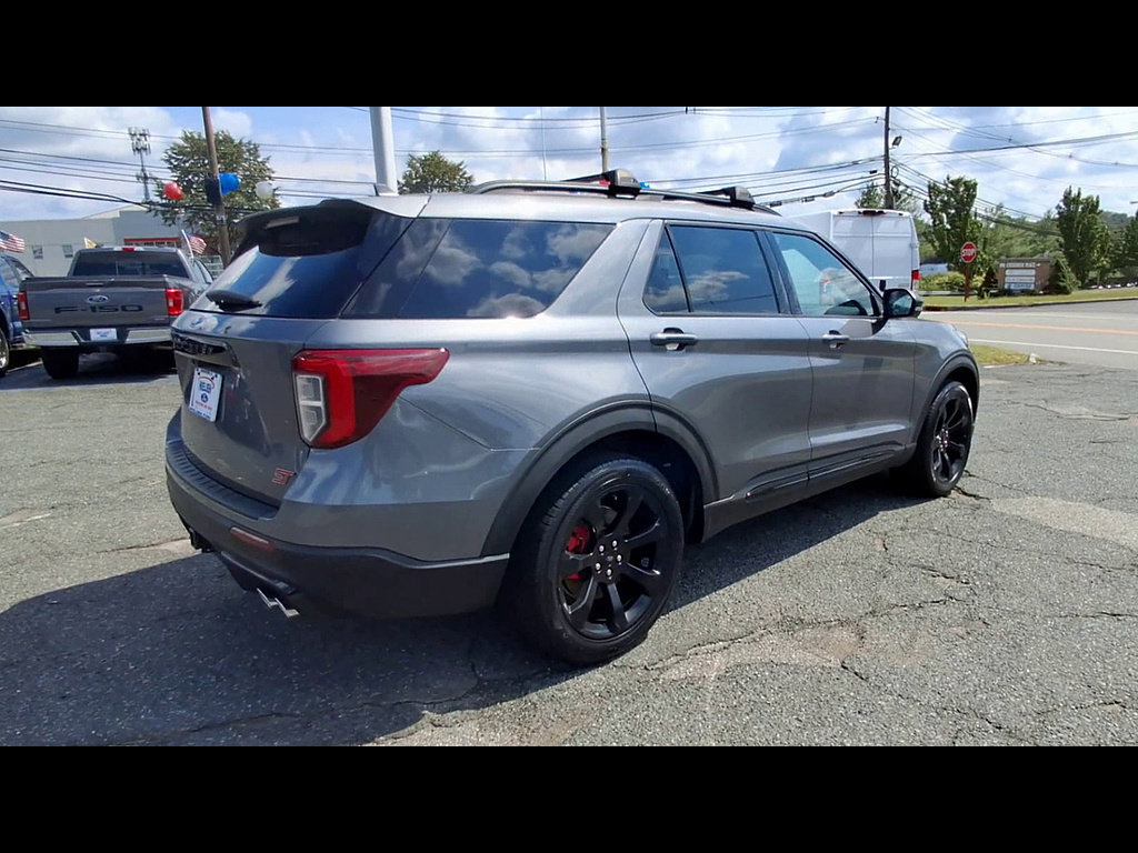 Certified 2022 Ford Explorer ST w/ Equipment Group 401A AWD/4WD image 8