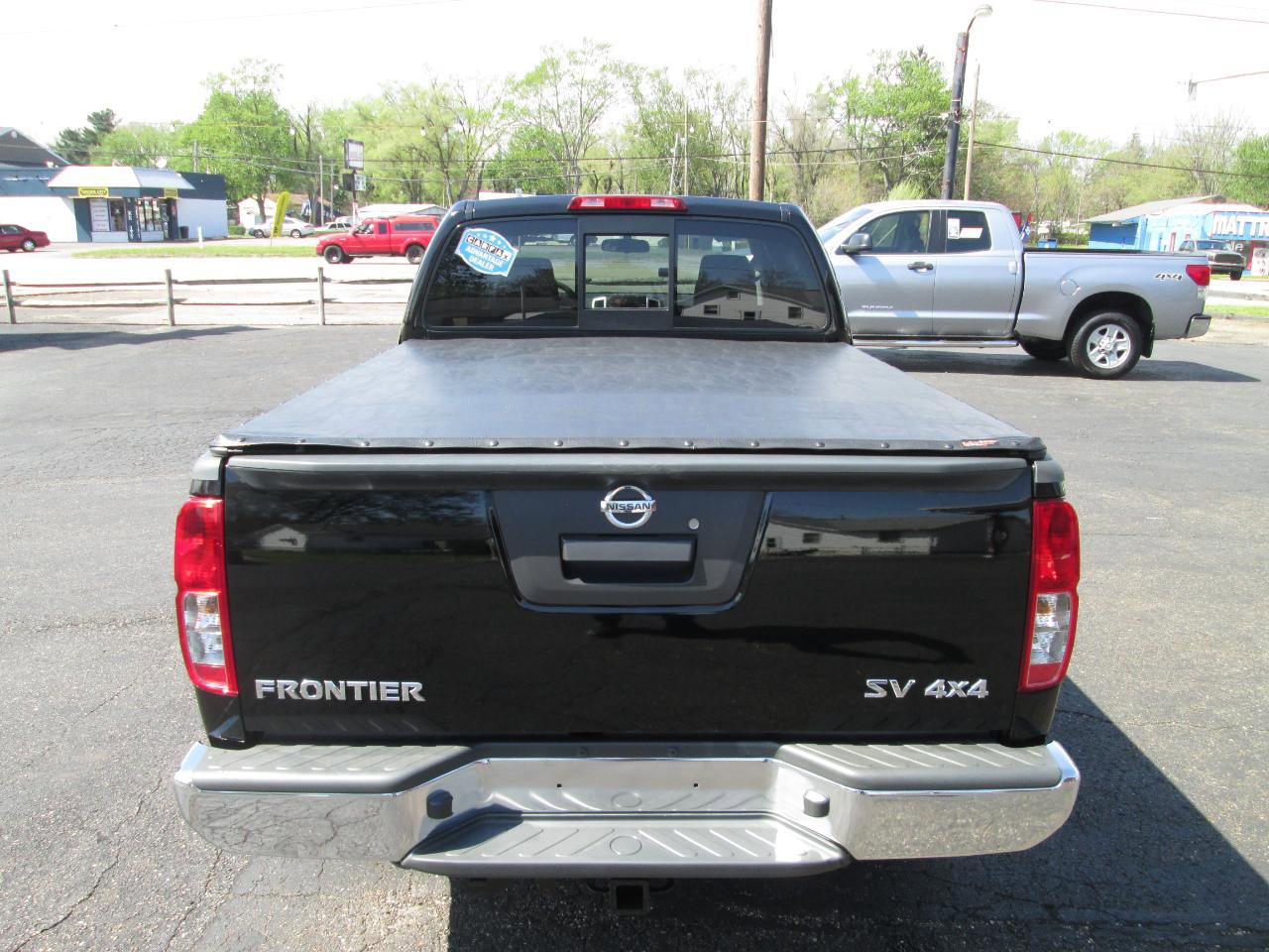 Used 2015 Nissan Frontier SV AWD/4WD image 18