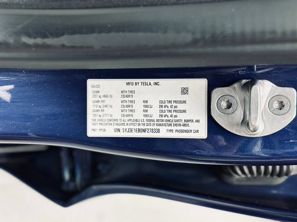 Used 2022 Tesla Model 3 Long Range AWD/4WD image 40