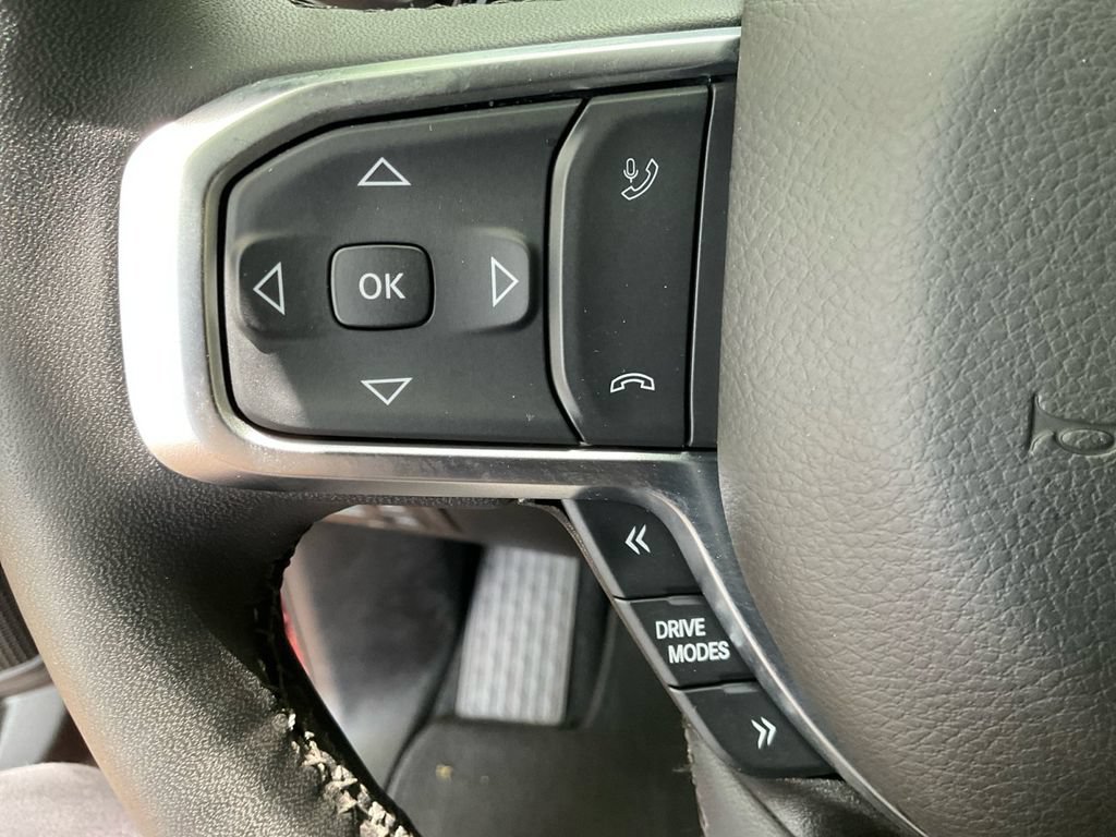 Used 2025 RAM 1500 Big Horn AWD/4WD image 33