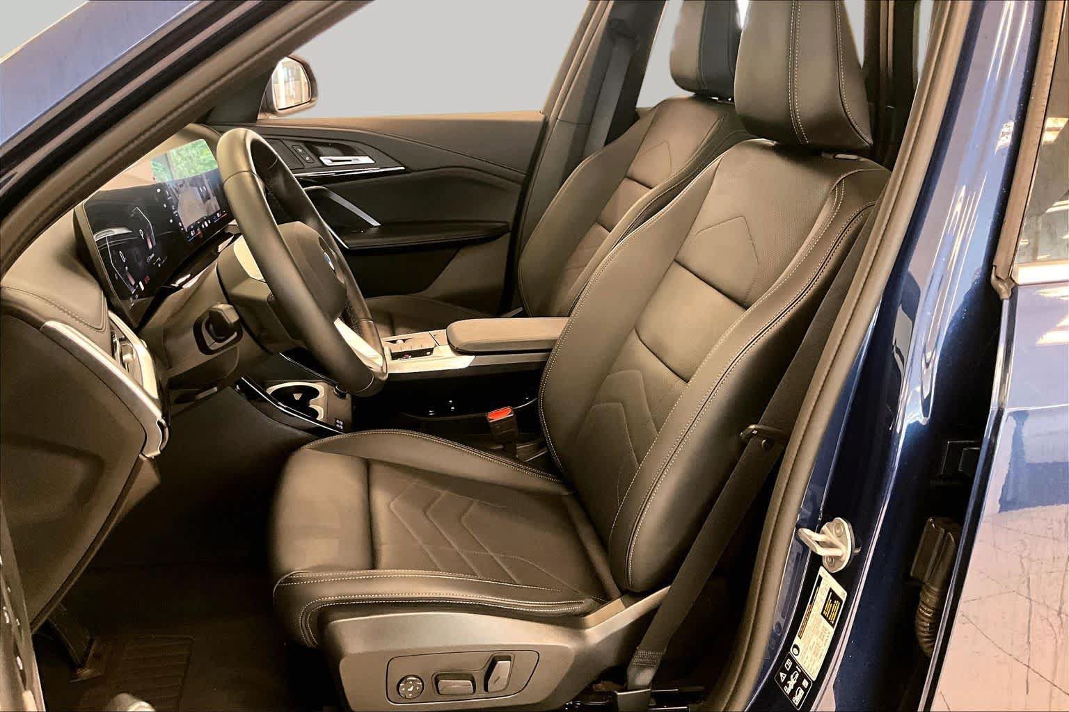 Certified 2025 BMW X1 xDrive28i AWD/4WD image 7