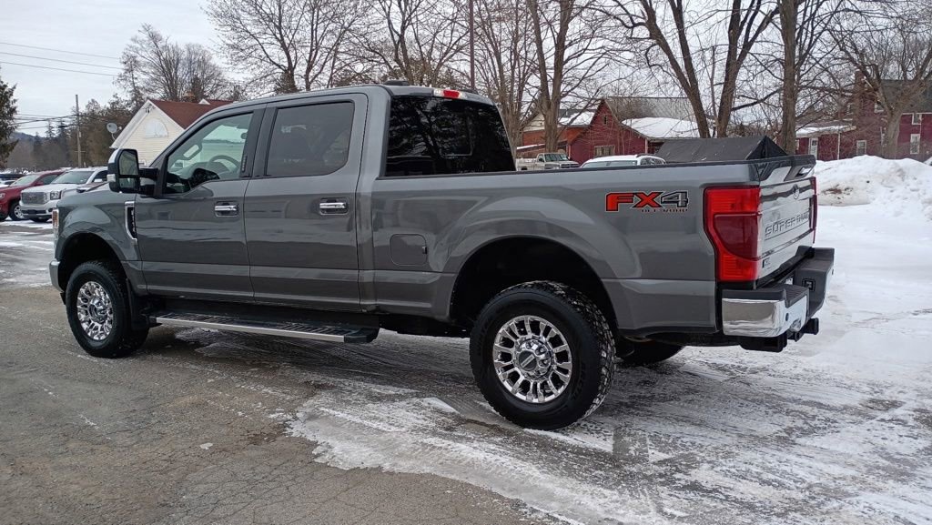 Used 2022 Ford F350 XLT w/ XLT Premium Package image 5
