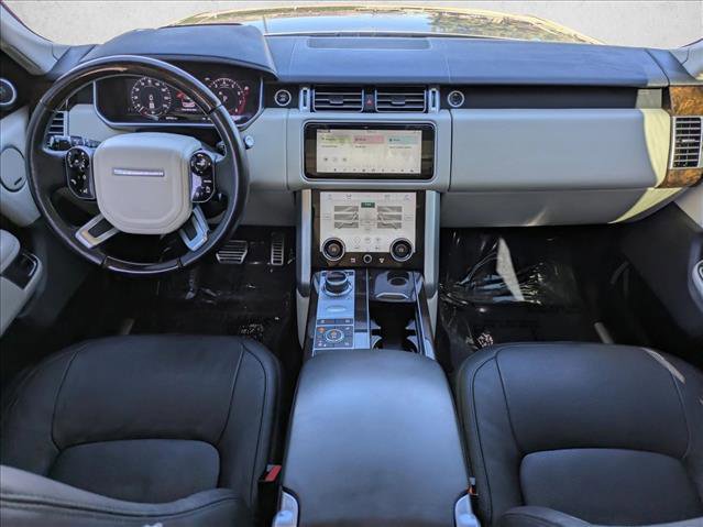 Used 2020 Land Rover Range Rover Long Wheelbase HSE image 17